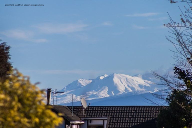 Photo of property in 79 Tamatea Road, Taupo, 3330