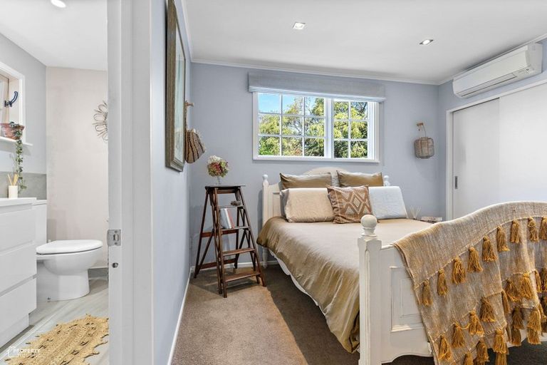 Photo of property in 19 Kempton Street, Greytown, 5712