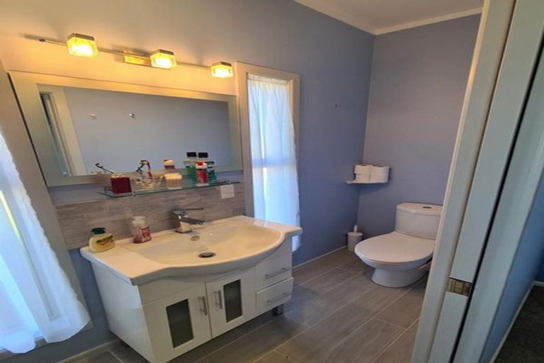 Photo of property in 122 Karo Drive, Matarangi, Whitianga, 3592