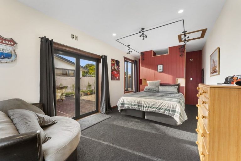 Photo of property in 23 Johns Road, Belfast, Christchurch, 8051