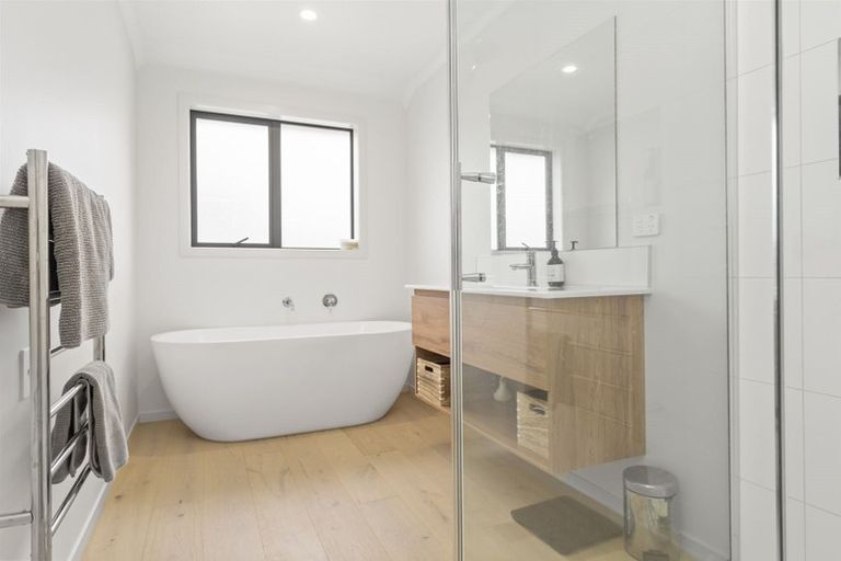 Photo of property in 4 Taylor Street, Cambridge, 3434