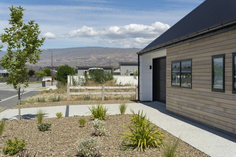 Photo of property in 38 Henderson Drive, Alexandra, 9320