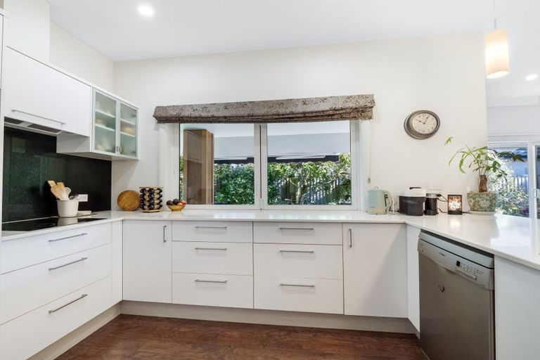 Photo of property in 8 Riverside Lane, Tai Tapu, 7672