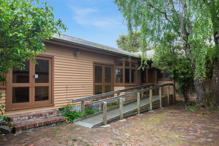 Photo of property in 88 Blighs Road, Strowan, Christchurch, 8052