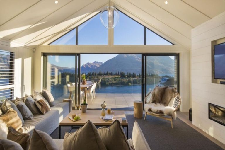 Photo of property in 2/27 Panorama Terrace, Queenstown, 9300