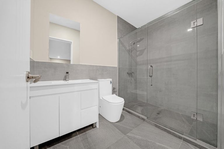 Photo of property in 13 Millcroft Lane, Ranui, Auckland, 0612