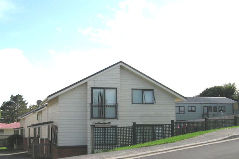 Photo of property in 50 Benchmark Drive, Massey, Auckland, 0614