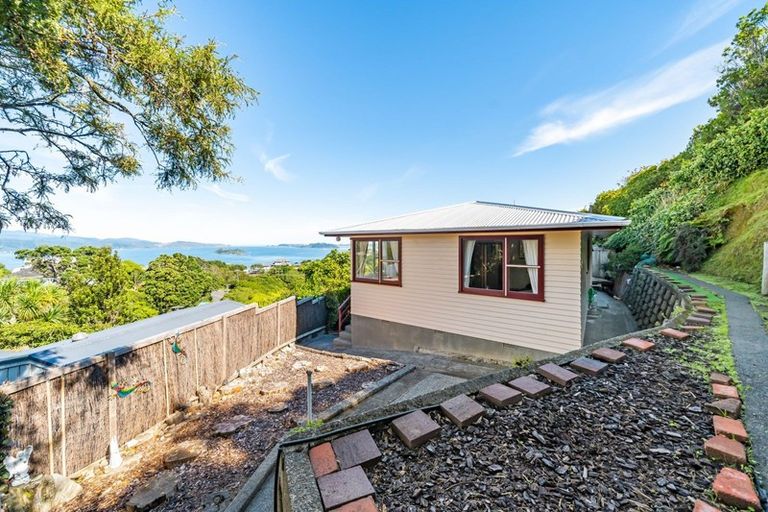 Photo of property in 26 Akatea Road, Korokoro, Lower Hutt, 5012