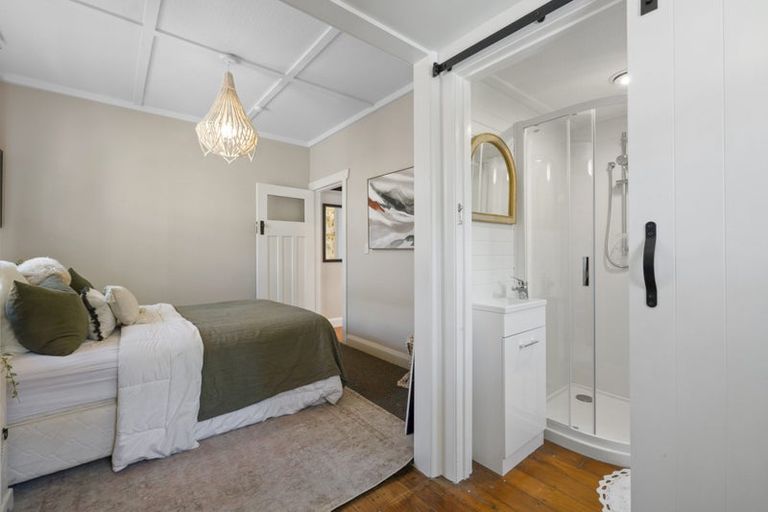 Photo of property in 22 Ngaio Street, Strandon, New Plymouth, 4312