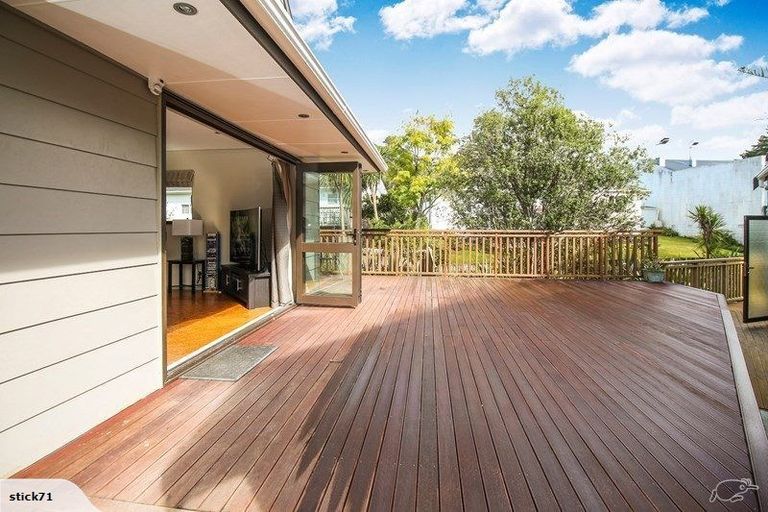 Photo of property in 79a Stredwick Drive, Torbay, Auckland, 0630