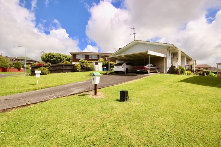Photo of property in 1/6 Pakira Avenue, Glendene, Auckland, 0602