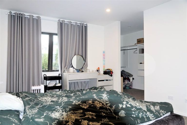 Photo of property in 17c Lavery Place, Sunnynook, Auckland, 0632