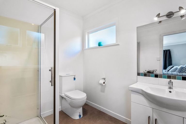 Photo of property in 53a Elizabeth Street, Waikanae, 5036