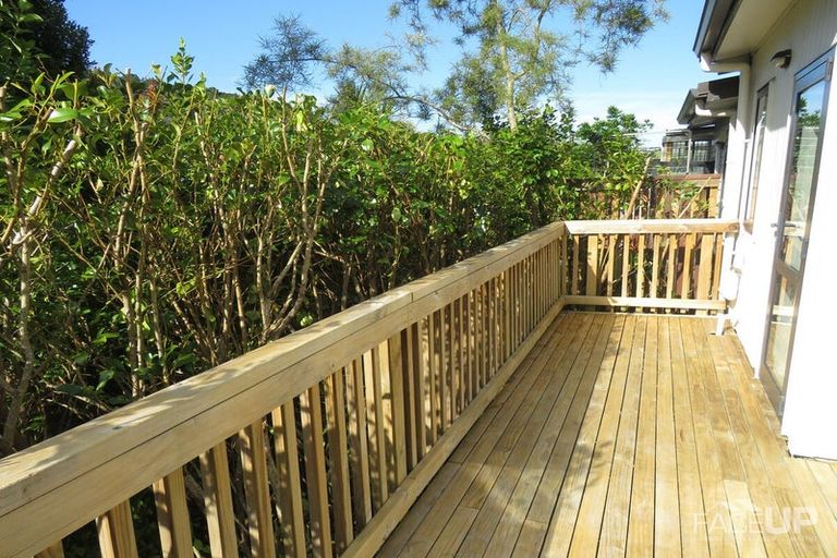 Photo of property in 34 Makamaka Lane, Albany Heights, Auckland, 0632