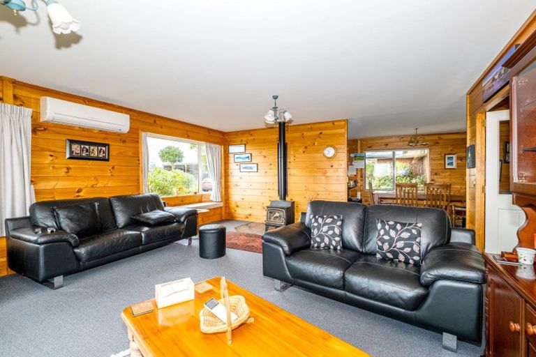 Photo of property in 587 Pleasant Point Highway, Levels, Timaru, 7975