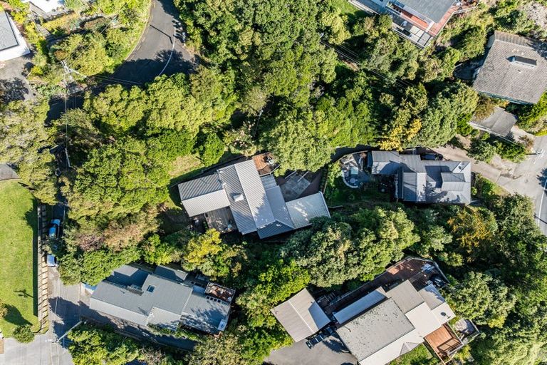 Photo of property in 49 Bayview Road, Paremata, Porirua, 5024