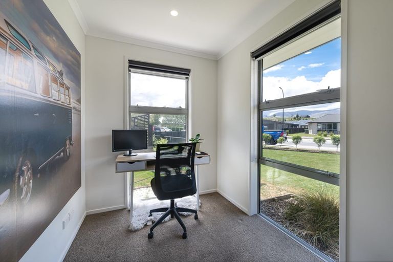 Photo of property in 42 Stalker Road, Lower Shotover, Queenstown, 9304