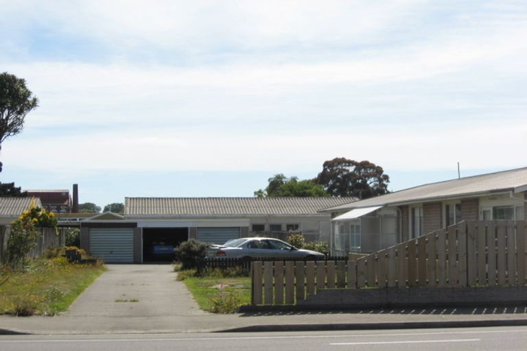 Photo of property in 2/12 Whiteleigh Avenue, Addington, Christchurch, 8024