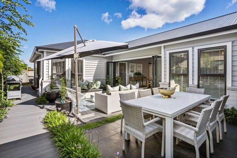 Photo of property in 53 Awatira Drive, Papamoa Beach, Papamoa, 3118