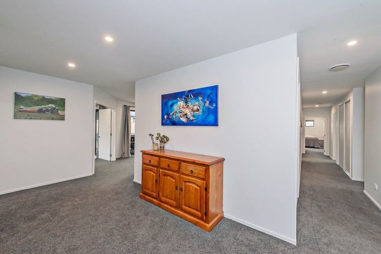 Photo of property in 29 Te Kanawa Lane, Rolleston, 7615