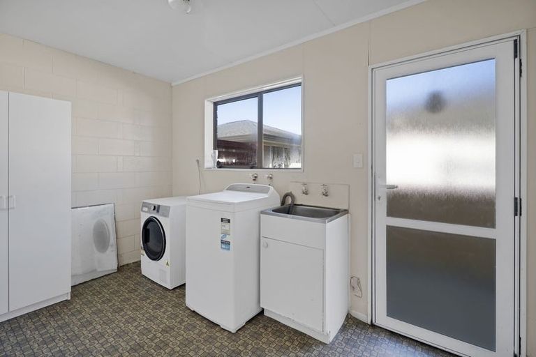 Photo of property in 22b Victoria Street, Hawera, 4610