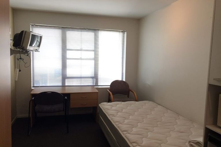 Photo of property in Orange Apartments/victoria Centr, 309/169 The Terrace, Wellington Central, Wellington, 6011