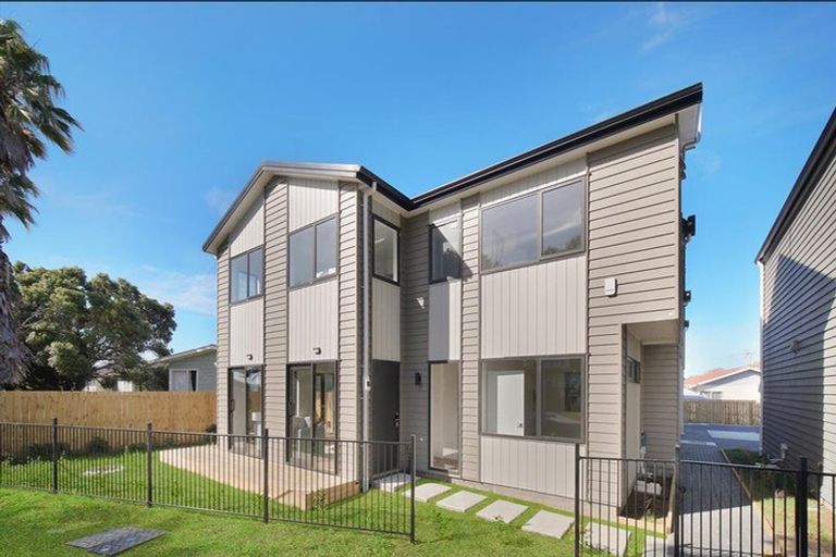 Photo of property in 3/32 Sunlands Drive, Manurewa, Auckland, 2102