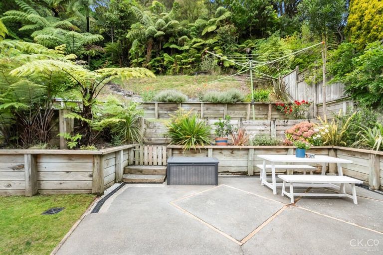 Photo of property in 67 Norton Park Avenue, Fairfield, Lower Hutt, 5011