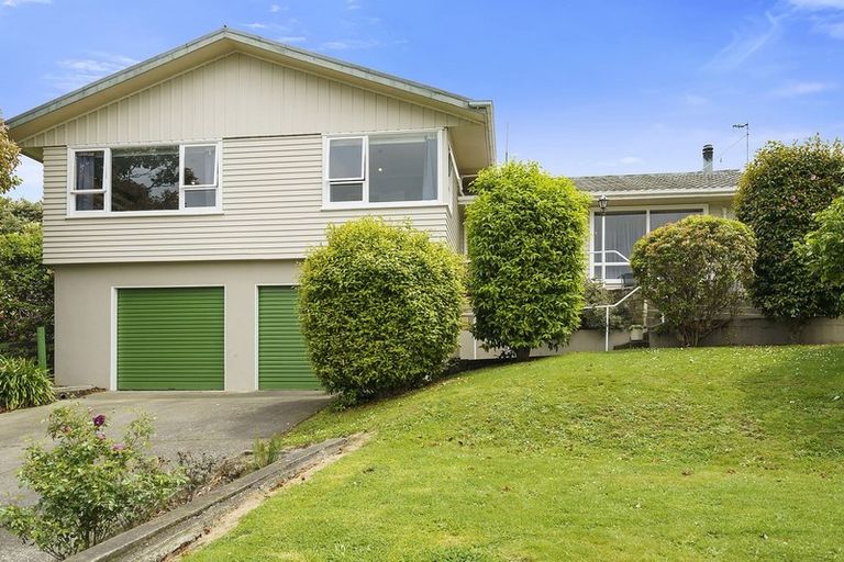 Photo of property in 11 Ries Street, Dannevirke, 4930
