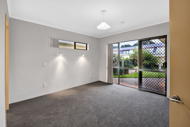 Photo of property in 21a Clemow Road, Fitzroy, New Plymouth, 4312
