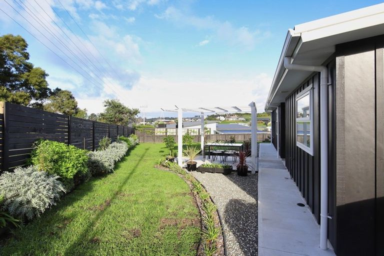 Photo of property in 1 Wharuka Glade, Mangawhai, 0505