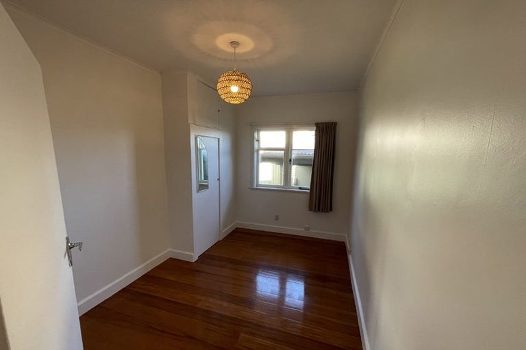 Photo of property in 79 Ngataringa Road, Devonport, Auckland, 0624