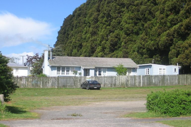 Photo of property in 56 Rangatira Drive, Mangakino, 3421