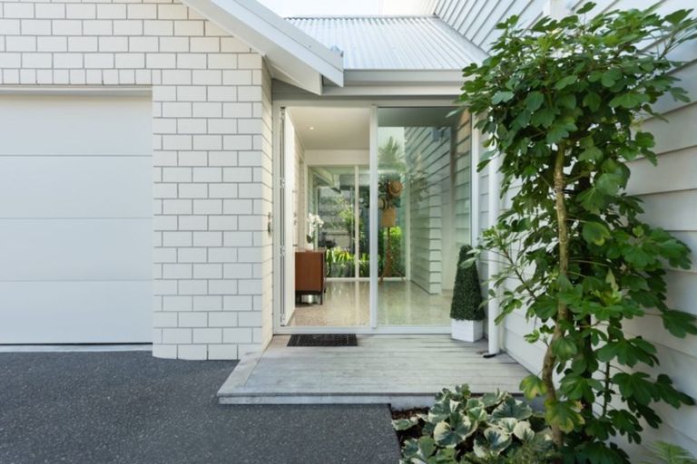 Photo of property in 708a Papamoa Beach Road, Papamoa Beach, Papamoa, 3118