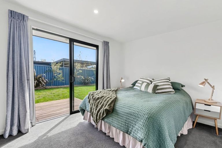 Photo of property in 18 Swan Street, Lake Hawea, Wanaka, 9382