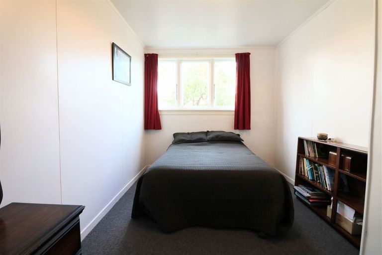 Photo of property in 2 Memorial Avenue, Parkside, Timaru, 7910