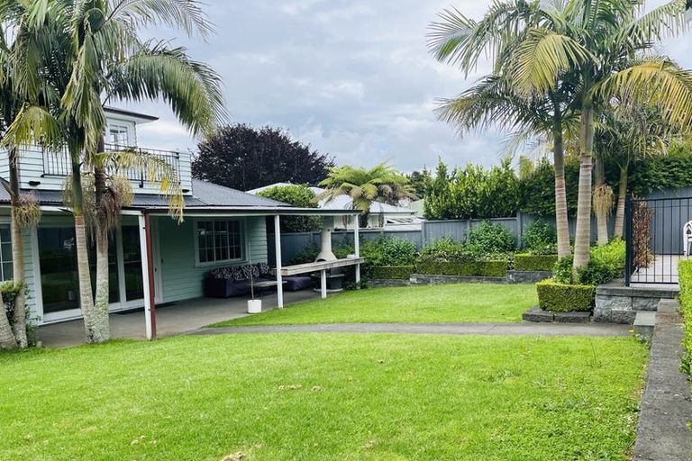 Photo of property in 1 Douglas Avenue, Mount Albert, Auckland, 1025