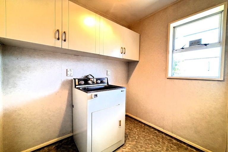 Photo of property in 1/363 Memorial Avenue, Burnside, Christchurch, 8053