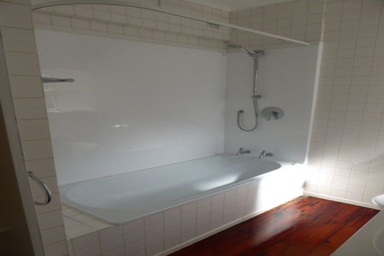 Photo of property in 7 Stowe Hill, Thorndon, Wellington, 6011