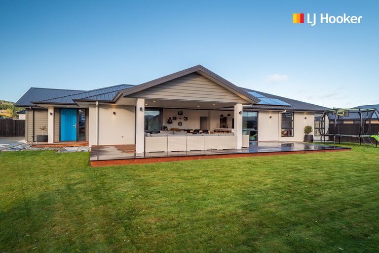 Photo of property in 26 Ben Lomond Drive, Mosgiel, 9024