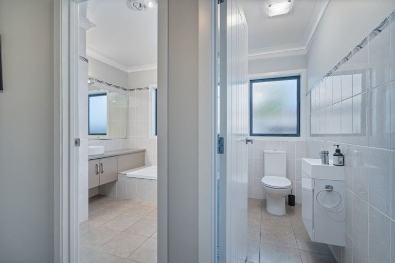 Photo of property in 29 Wells Place, Whitianga, 3510