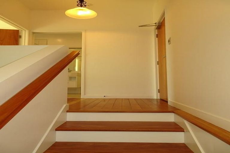 Photo of property in 7b Lighthouse Road, Bluff Hill, Napier, 4110