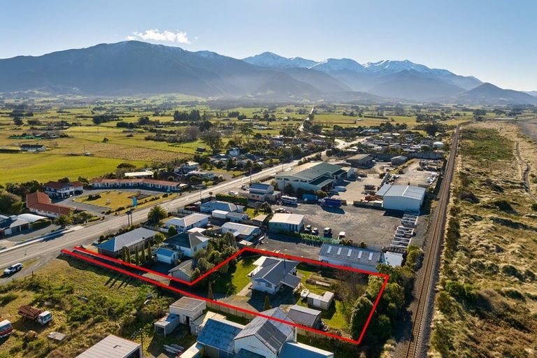 Photo of property in 208a Beach Road, Kaikoura, 7300