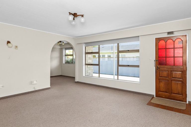 Photo of property in 2/31 Middle Road, Havelock North, 4130