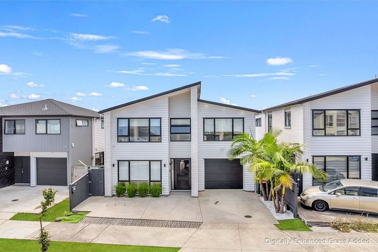Photo of property in 9 Puruatanga Drive, Flat Bush, Auckland, 2019