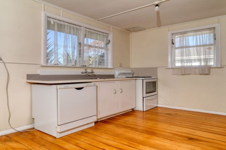 Photo of property in 74 Lipscombe Crescent, Havelock North, 4130