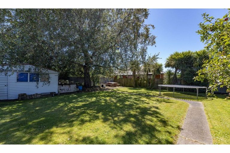 Photo of property in 15 Wyn Street, Hoon Hay, Christchurch, 8025
