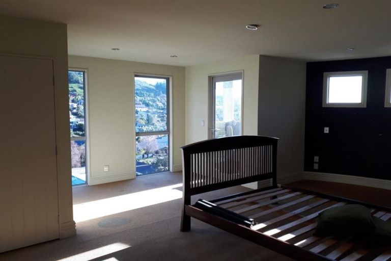 Photo of property in 4 Rockcrest Lane, Cashmere, Christchurch, 8022