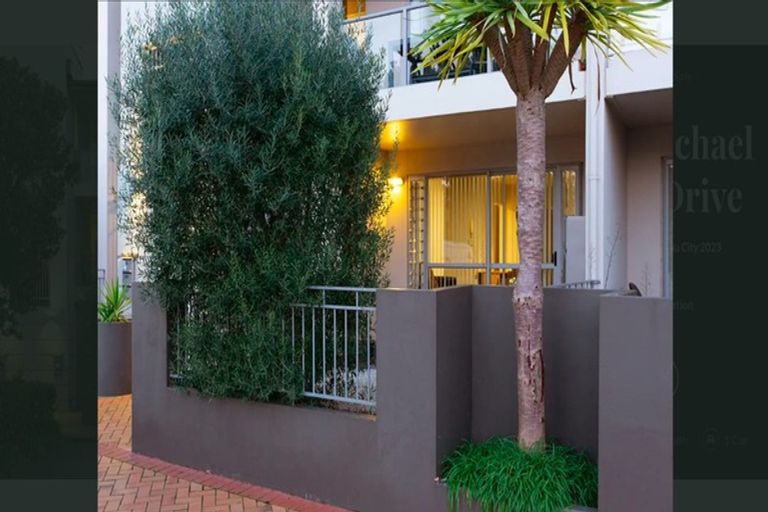 Photo of property in 84a Michael Jones Drive, Flat Bush, Auckland, 2019