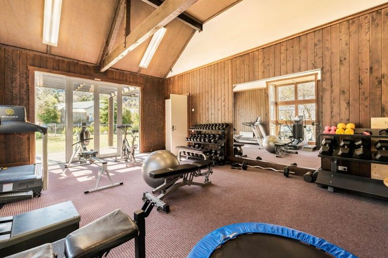 Photo of property in Butel Park, 38 Essex Avenue, Arrowtown, 9302